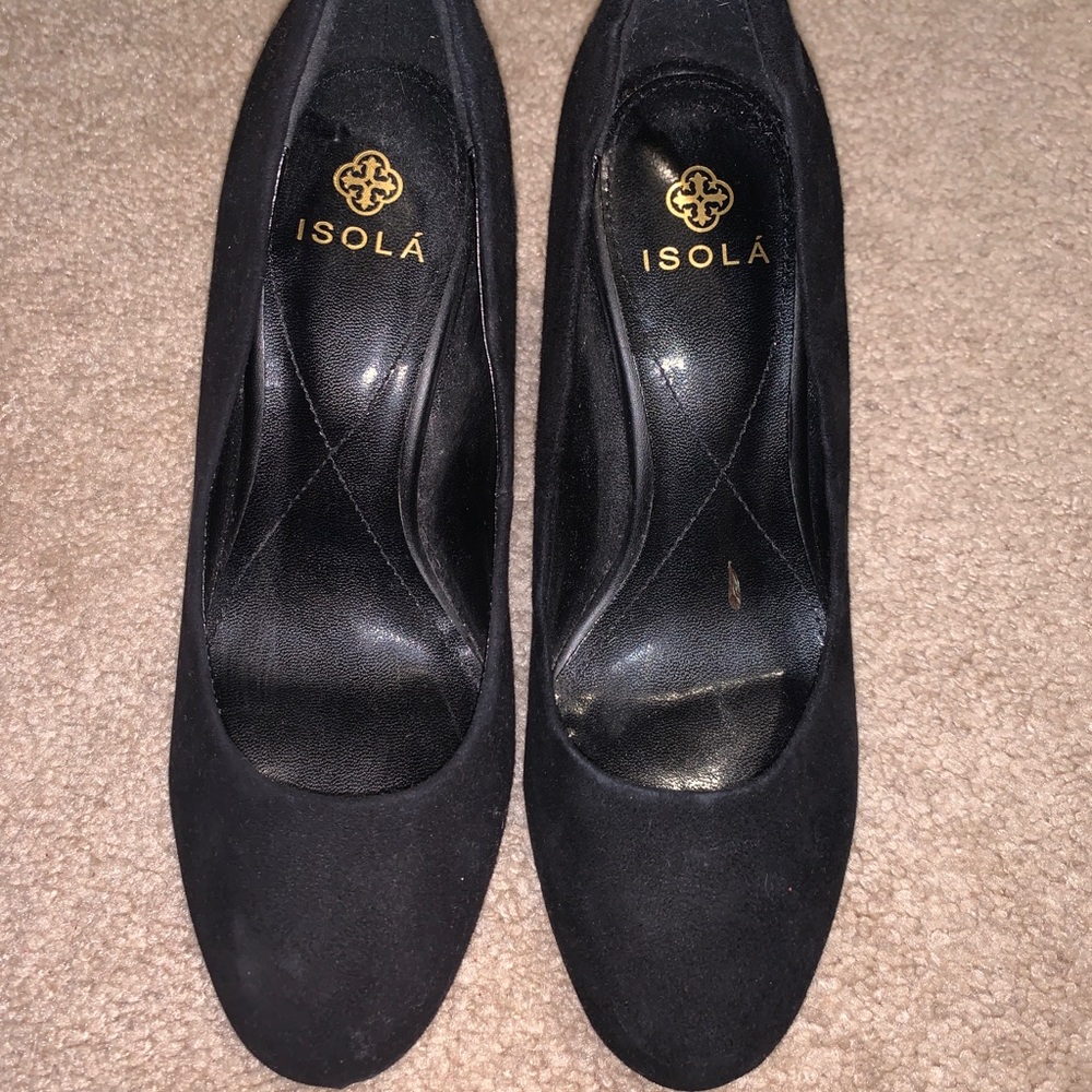 Black pumps with wood chunk heel, size 7
